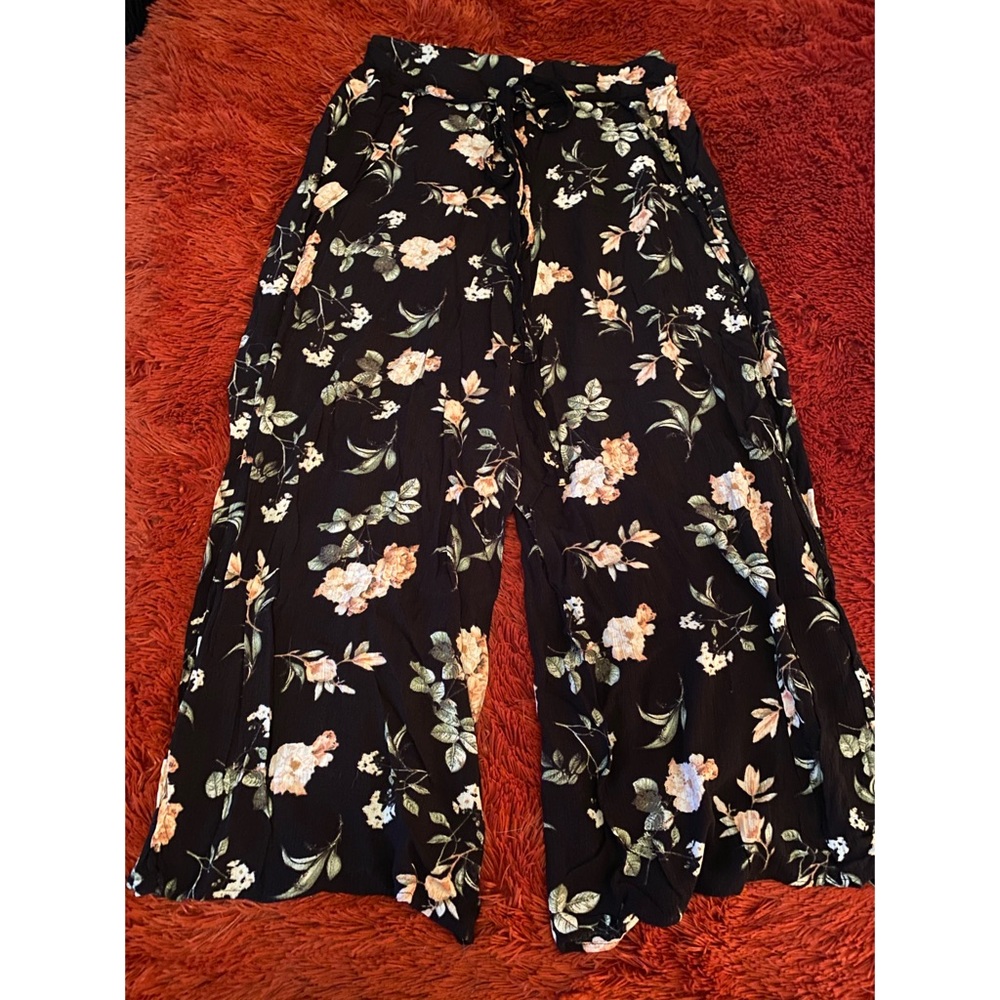 Flowy pants